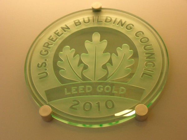Read more about the article Palo Alto Weekly Building Earns LEED Gold Certification